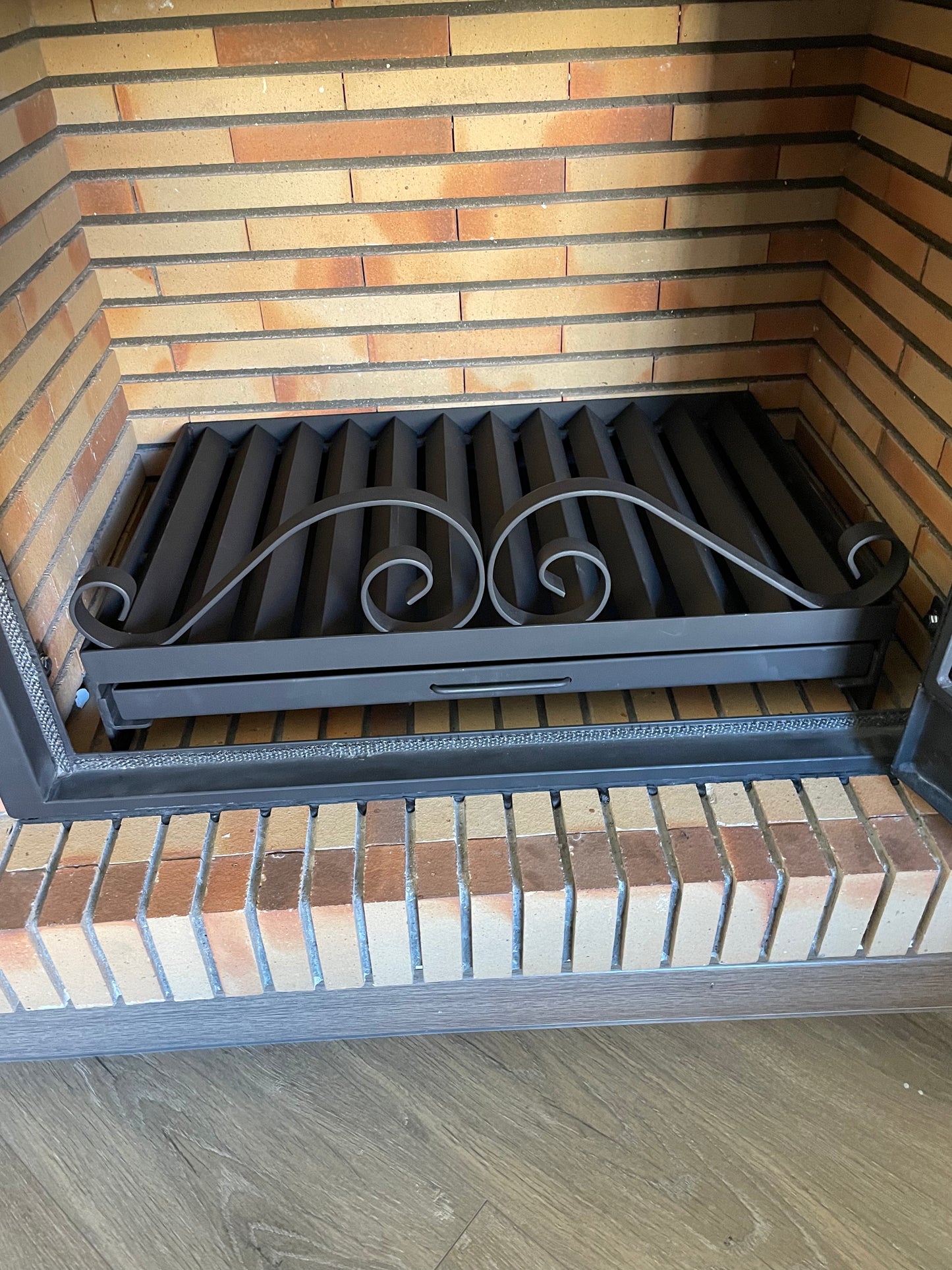 Leñero con Cajón para Cenizas