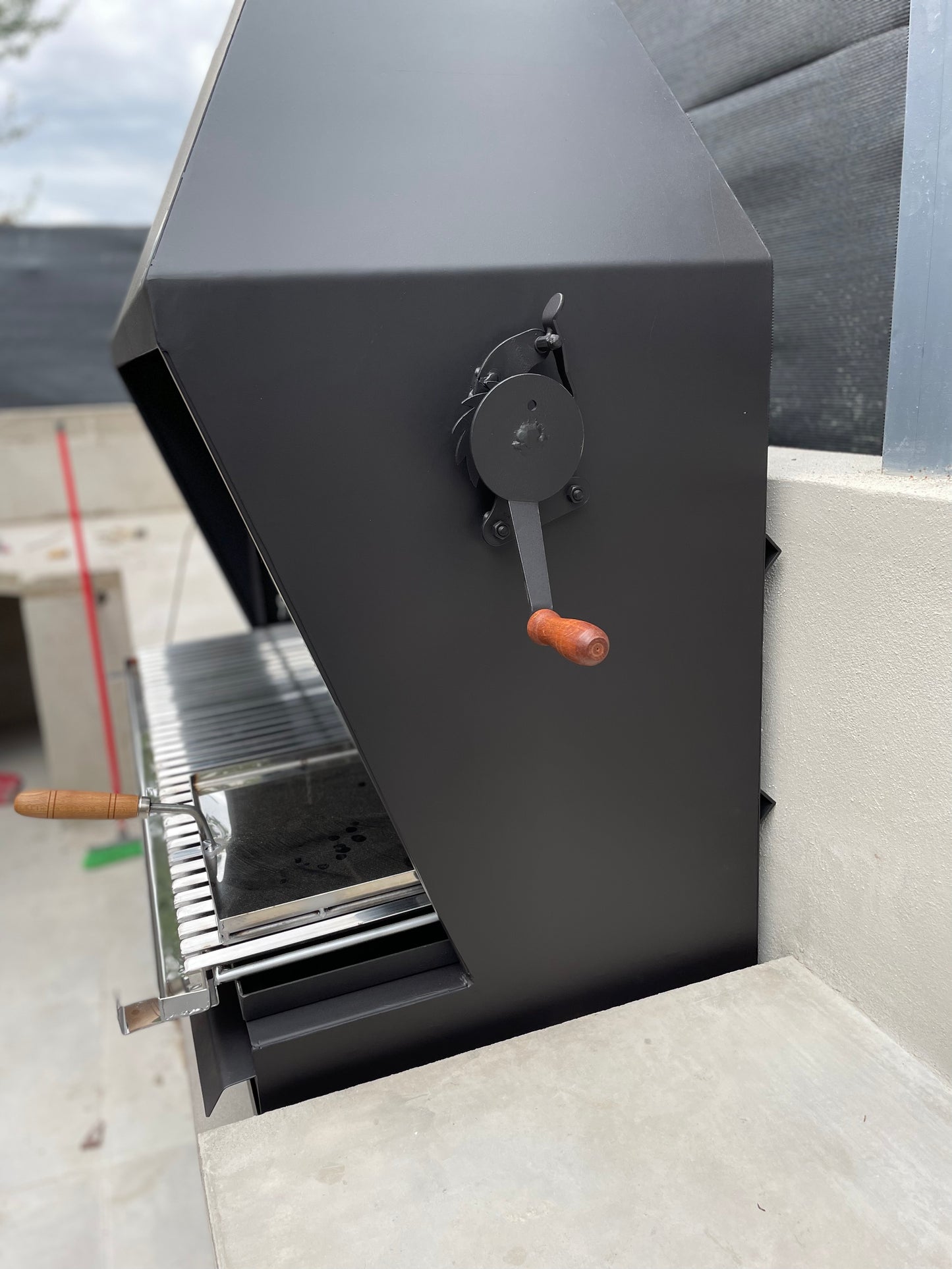 Barbacoa con Campana Moderna de Hierro