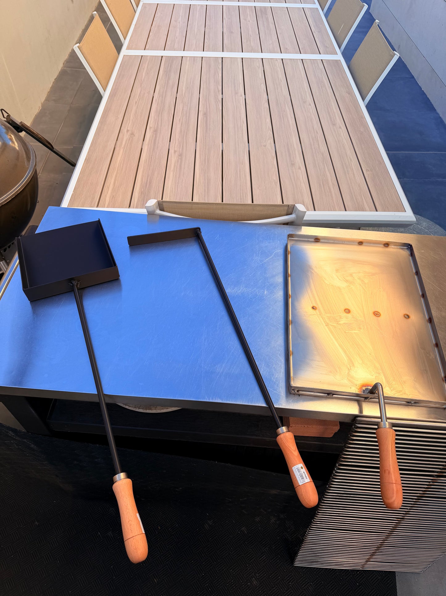 Barbacoa Modelo Premium 130 + Carro con Mesa Frontal