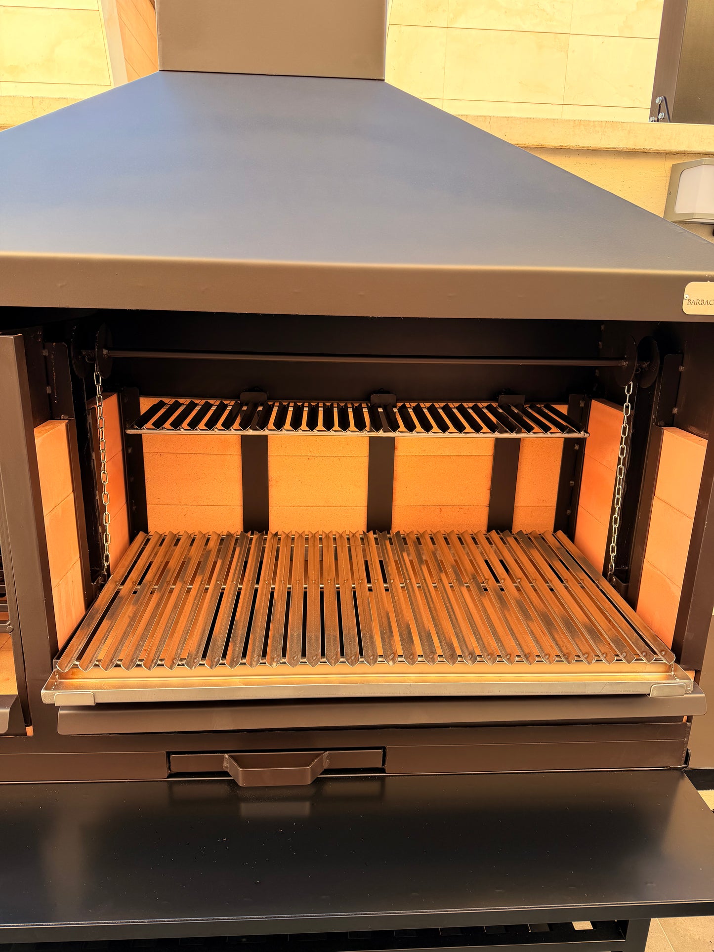 Barbacoa Modelo Premium 130 + Carro con Mesa Frontal